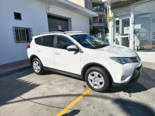 Toyota RAV4 2015