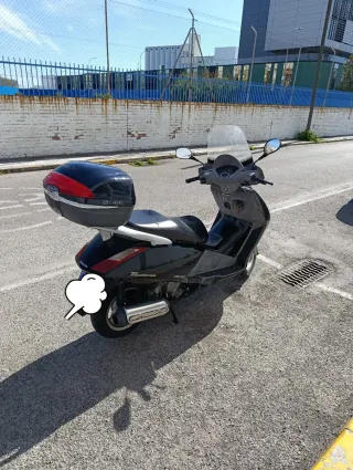 Honda Fes Pantheon Negra