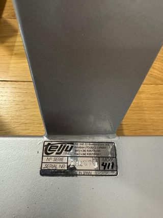 Soporte Teiju para barras y discos de pesas