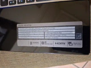 Acer Aspire V3-571G. i7, 8GB RAM, 750GB, 2GB nVidia