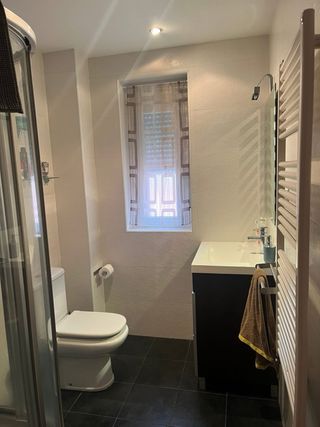 Se alquila piso de 3 habitaciones y un baño Soria