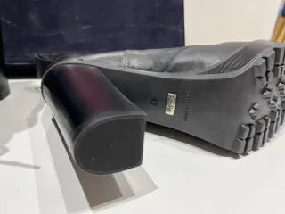 Botines Buffalo Negros con Cordones