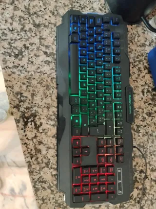 Teclado y Ratón Mars Gaming RGB