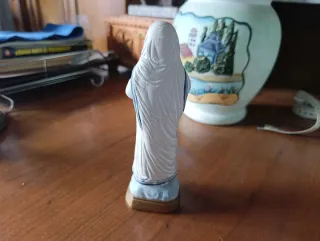 Figura Madre Teresa de Calcuta