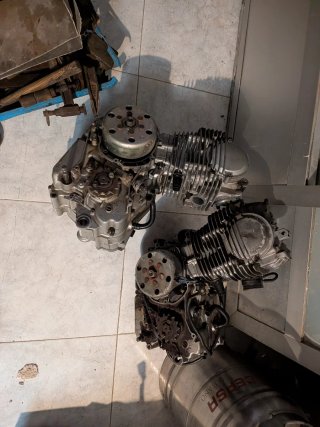 Instalación faros BMW y Aprilia Pegaso 650,motor