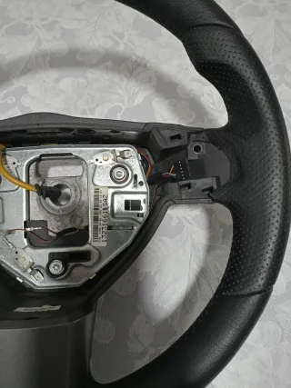 Volante de Cuero  Opel Astra H Como Nuevo