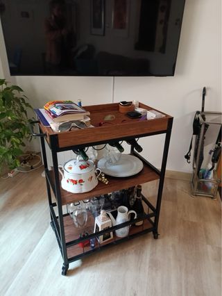 Carrito de servicio para bebidas