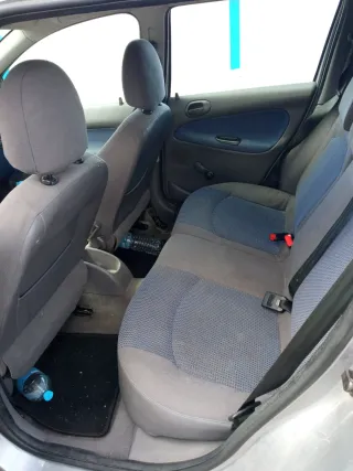 Peugeot 206 2003