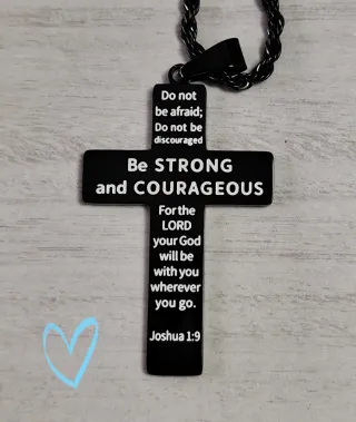 Collana con croce bandiera americana nera