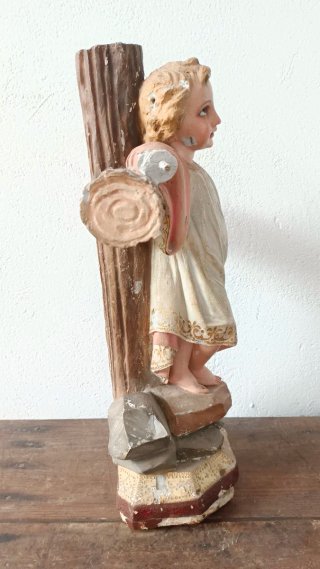 Antigua figura niño Jesus crucificado