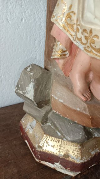 Antigua figura niño Jesus crucificado
