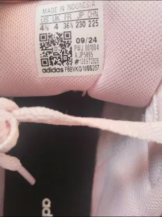 Zapatillas rosas chica