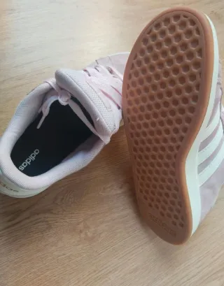 Zapatillas rosas chica