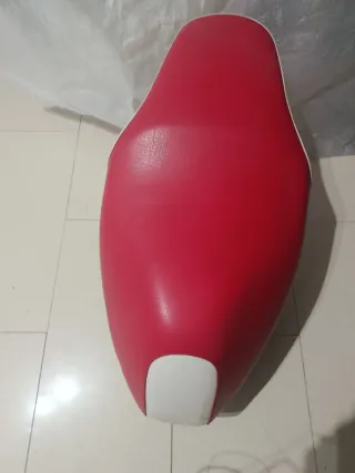 Asiento Baúl Yamaha Jog