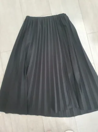 Vestido plisado negro