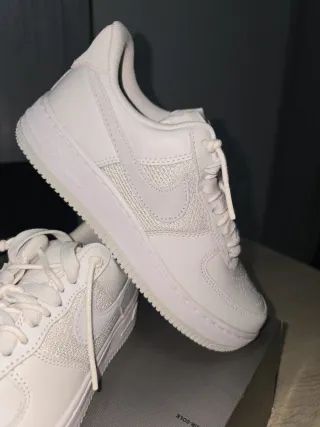 Nike Air Force 1 Low SP Blancas y gris