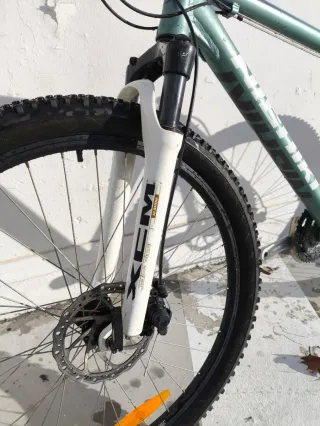 Bicicleta de Montaña Verde