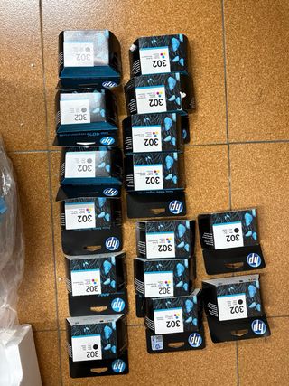 Impresora HP OfficeJet 3832 + 15 cartuchos