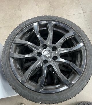 Llantas negras 18’