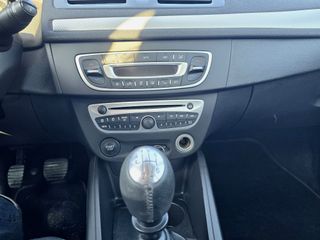 Renault Megane 2009 1.9 DCI 130CV PLATA 6 MARCHAS