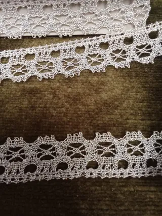 Puntillas metalizadas plata para ornamentos liturg