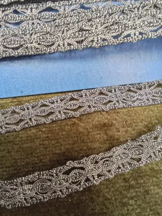 Puntillas metalizadas plata para ornamentos liturg