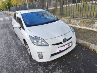 Toyota Prius 2011