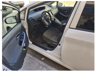 Toyota Prius 2011 ECO venta/cambio escucho ofertad