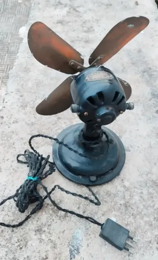 Ventilatore Marelli vintage anni 30.