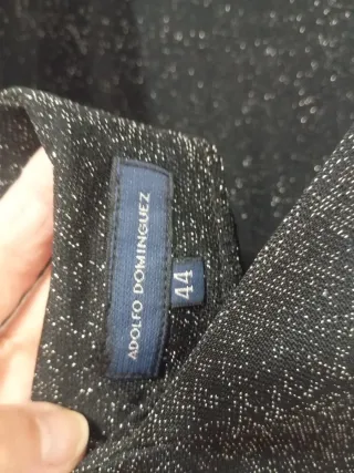 Vestido de fiesta negro con brillos