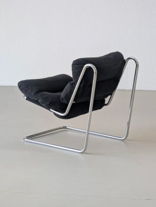 Sillón cantilever años 70