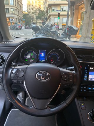 Toyota Auris 1.8 140H Hybrid Feel