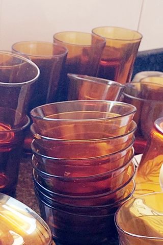 Vajilla Vintage AmbarDURALEX(Usada-Rayada)49 pieza