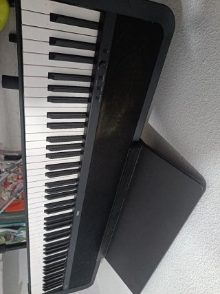 Piano Eléctrico Korg b2 teclas contrapesadas