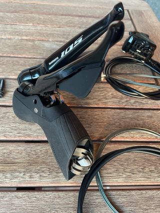Manetas Shimano 105 2x11 Cambio y Freno
