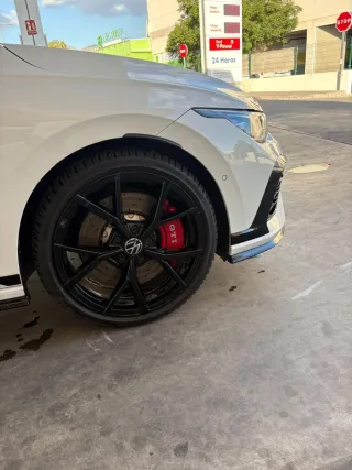 Volkswagen Golf GTI 2025