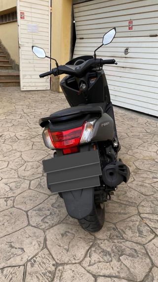 Yamaha Nmax 125 - Solo 6000km