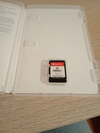 FIFA 22 Nintendo Switch Edizione Essenziale