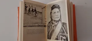 Enterrad mí corazón en Wounded Knee