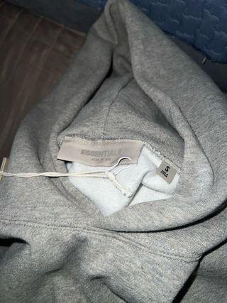 Tuta Essentials Grigia