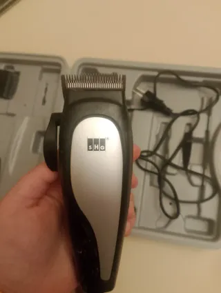 Máquina Cortapelo con Accesorios