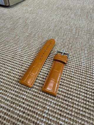 Correa de piel marrón claro