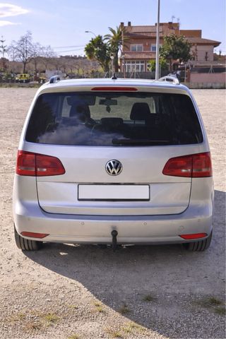 Volkswagen Touran 2011