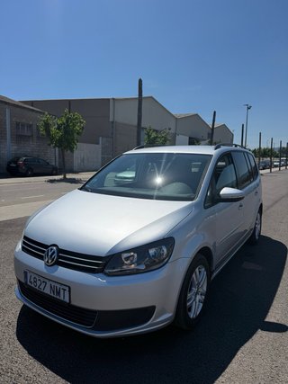 Volkswagen Touran 2011