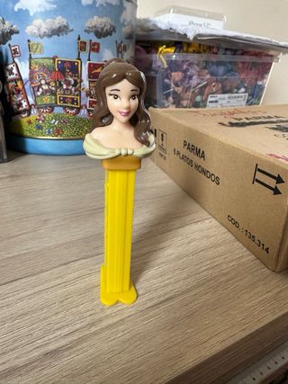 Set di distributori PEZ con vari personaggi