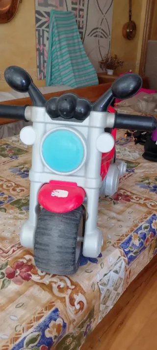 Moto correpasillos Ducati