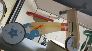 Triciclo de madera infantil