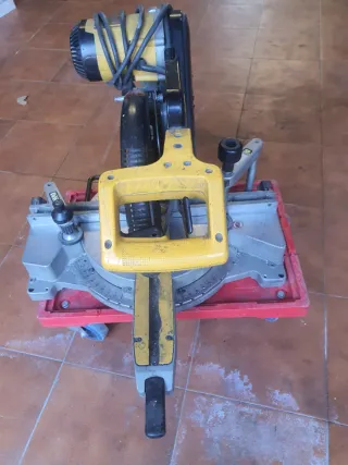 Ingletadora DeWalt