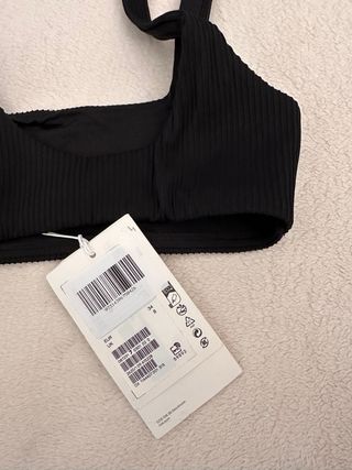 Biquíni COS preto canelado