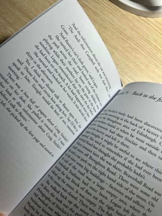 A Puzzle for Logan Level 3 (Cambridge English R...